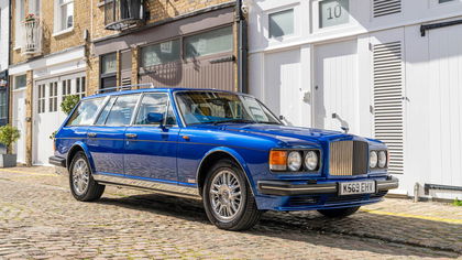 Deze bijzondere Bentley-break is ideaal voor de skivakantie