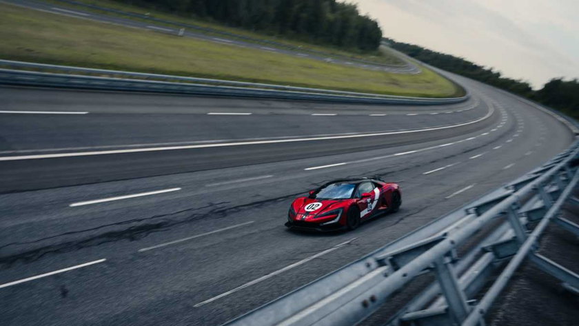 La voiture la plus rapide du monde n’est pas une Bugatti, mais une BYD