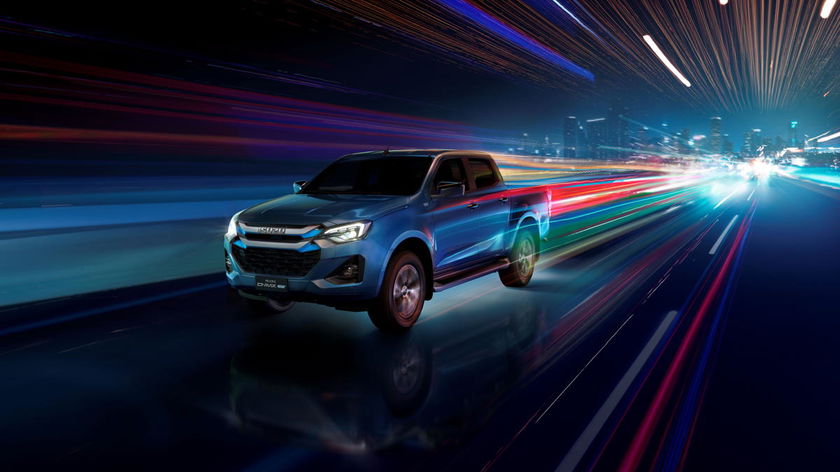 25MY ISUZU D-MAX BEV_EU_LHD_1 A Cover_CREW RBD FX