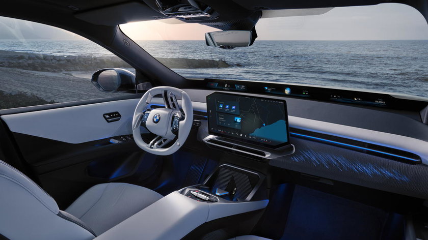 P90616789_highRes_artwork-bmw-ix3