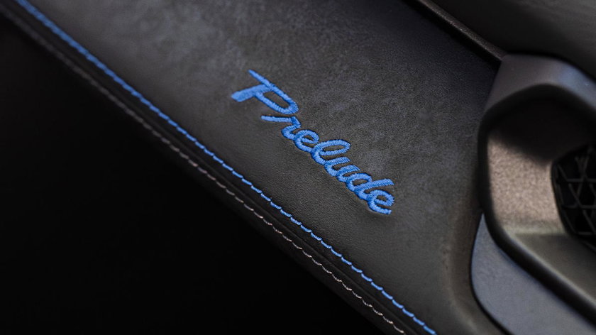 11708_Black_x_Blue_Interior_Embroidered_Script_2_jpg