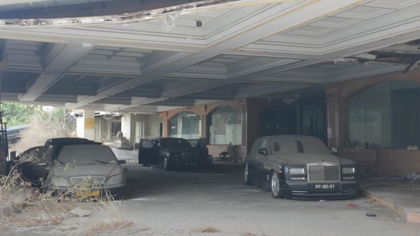 Rolls-Royce Phantom abandonnées : quand le rêve d’un milliardaire tourne au désastre