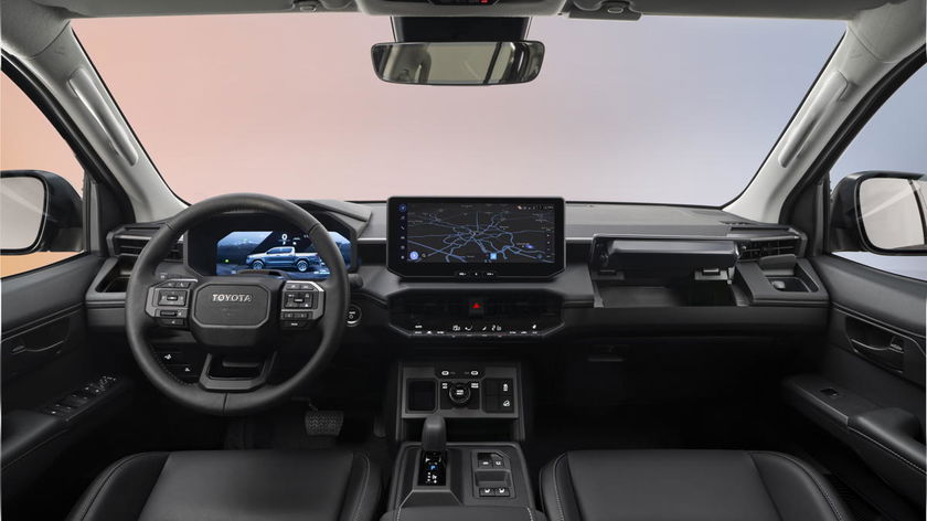 2025toyotahiluxbevint02