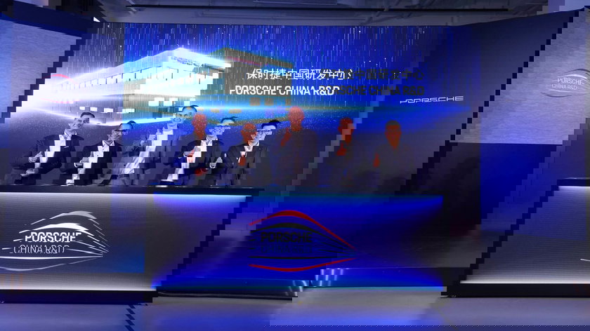 Dr. Michael Steiner, Sajjad Khan, Dr. Oliver Blume,Alexander Pollich, Arno Li