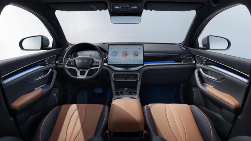 02seal-u-dm-i_lhd_interior_blackbrown_download-min-750x410