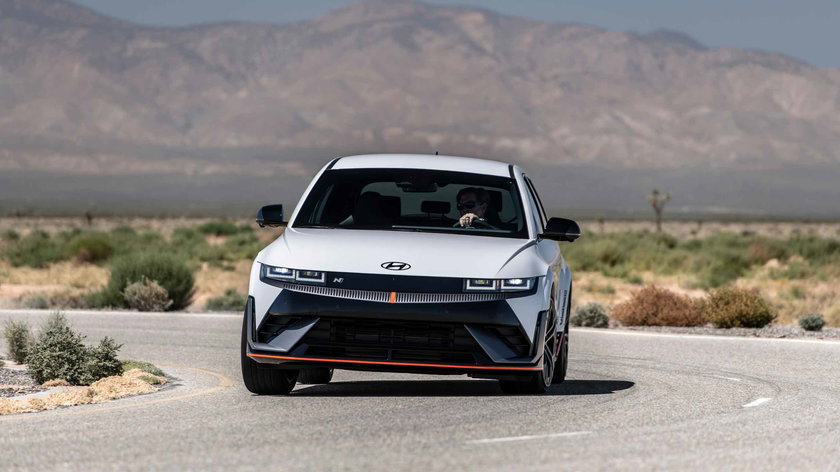 Incroyable : Porsche va copier une technologie de Hyundai pour ses sportives électriques