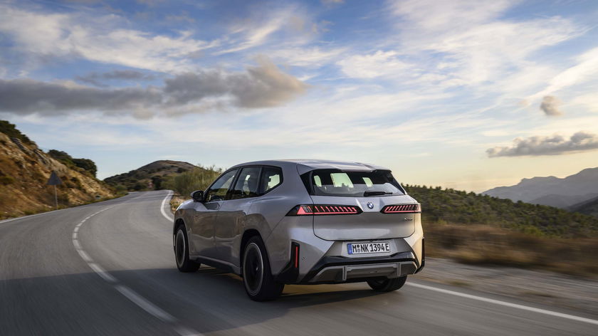 BMW iX3 50 xDrive Spacesilver 034