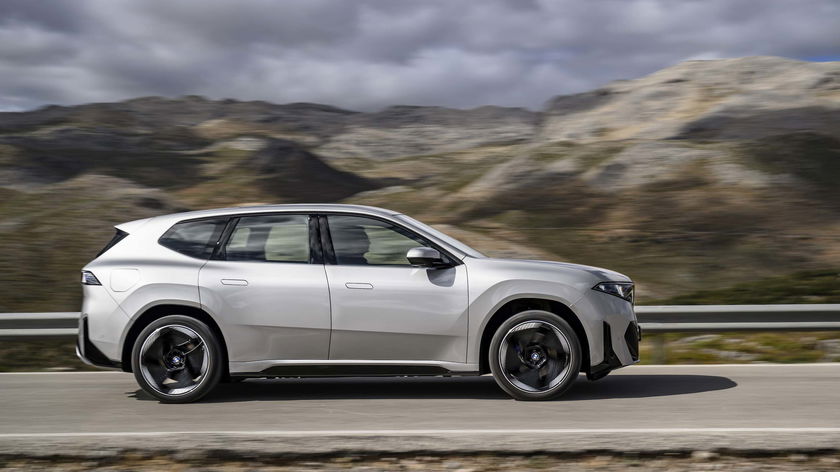 BMW iX3 50 xDrive Spacesilver 047