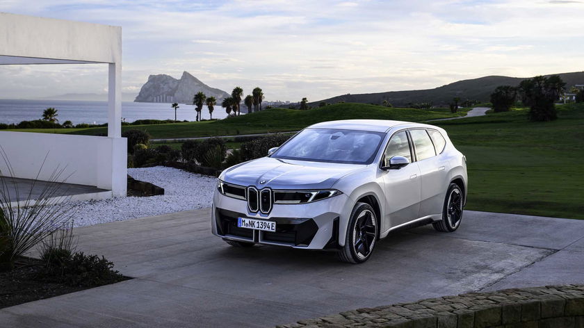 BMW iX3 50 xDrive Spacesilver 074