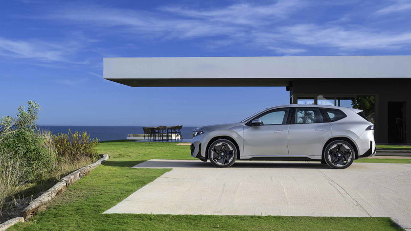 BMW iX3 50 xDrive Spacesilver 094