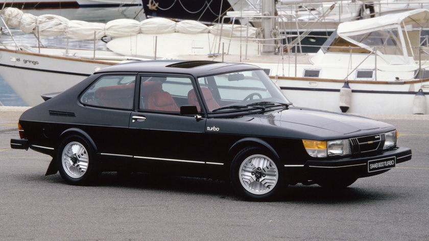 saab_900_turbo_3-door