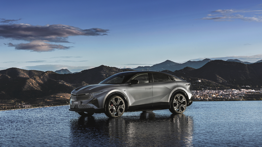 Alpine_A390GTS-GrisTonnerreMat©ThomasCortesi-CetadiProd-23