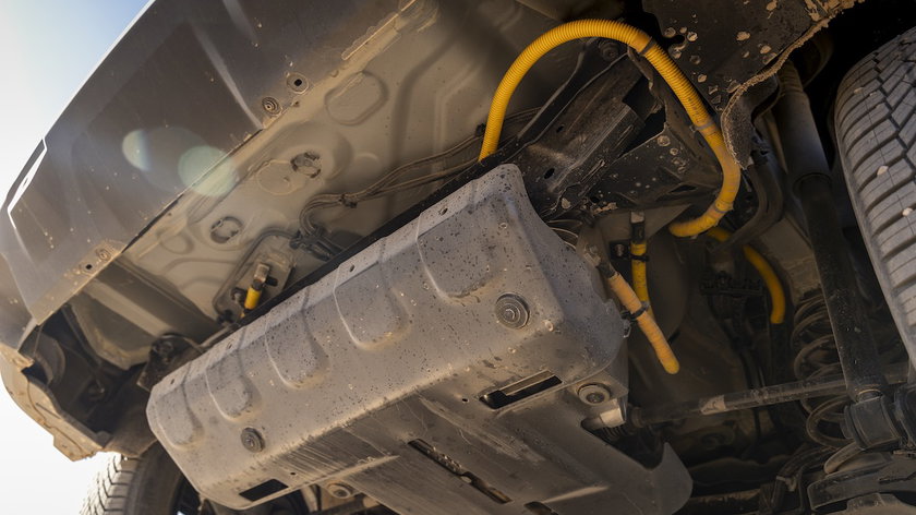 Dacia-Duster-hybrid-G-150-4x4-skidplate-gocar