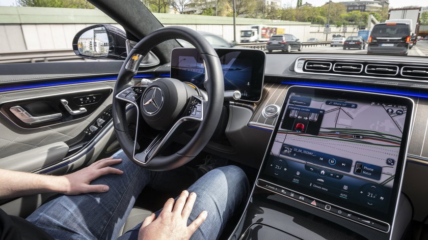 Les constructeurs allemands restent les plus avancés en technologies de conduite autonome, mais la Chine se rapproche rapidement