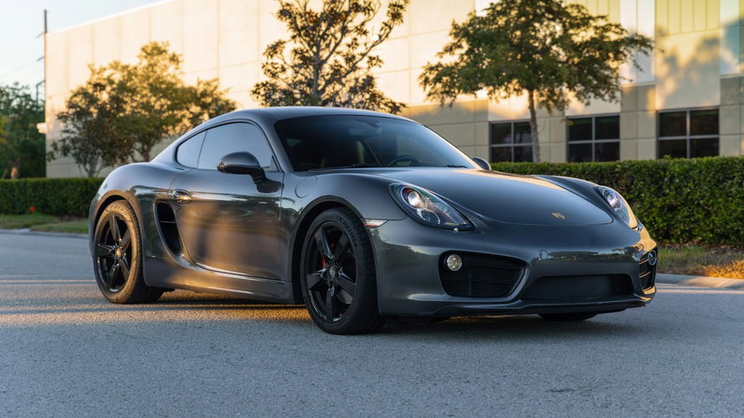 bradikan-Mc30mjn3BKo-unsplash