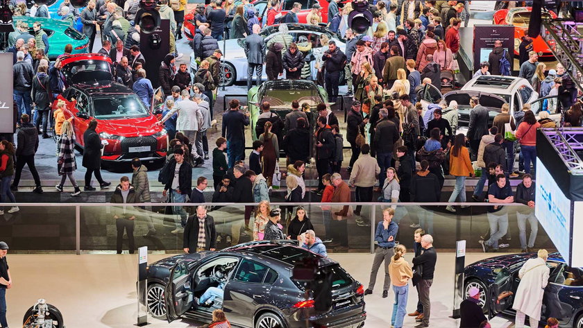 Comment bien négocier au Salon de l’Automobile 2026 : voici les méthodes qui font baisser la facture