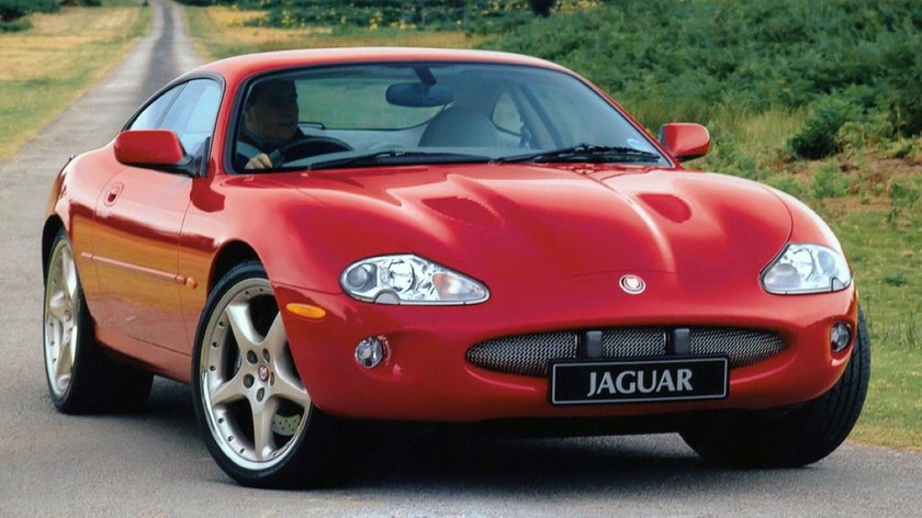 jaguar_xkr_coupe_18