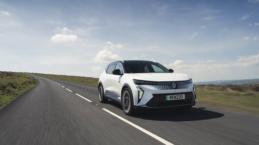 Renault-Scenic-E-Tech-gocar