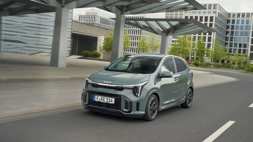 kia-picanto-gtline-dynamic-digital-1920x1080-001