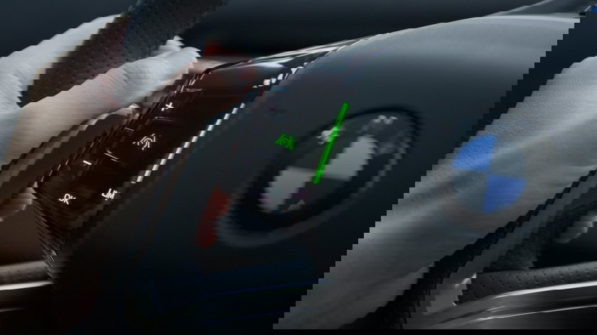 ADAS, LKA, HUD : les automobilistes belges ne comprennent plus rien au langage automobile ?