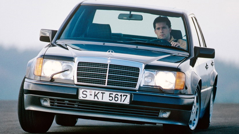 mercedes-benz_500_e_3