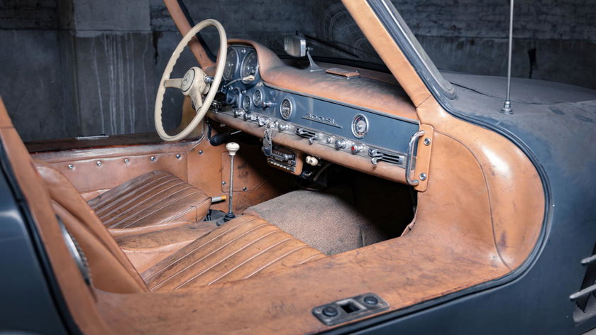 Mercedes-Benz 300SL Gullwing 14