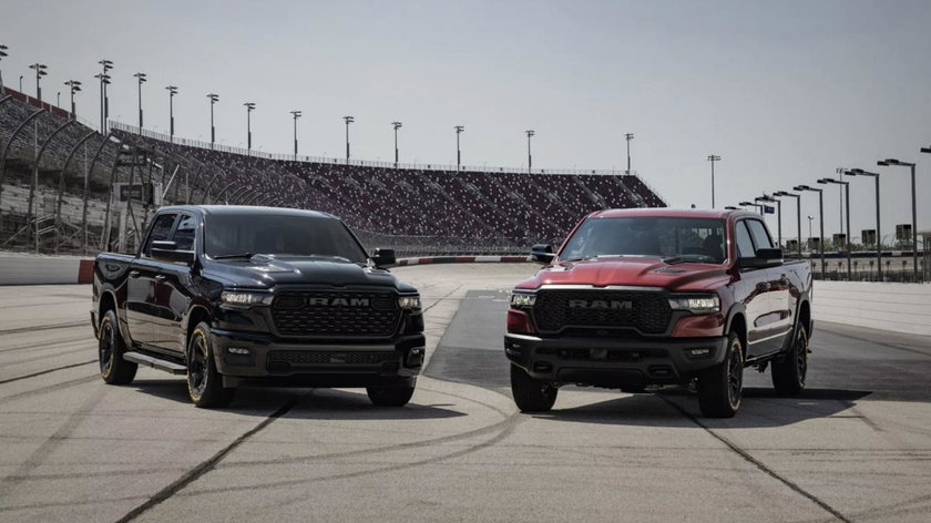 ram-1500-v8-hemi-stellantis-3