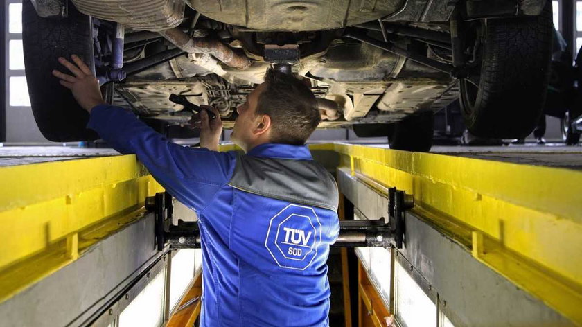 ampnet_photo_20111206_033532