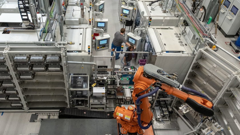 Technologie des batteries : l’Europe accuse vingt ans de retard sur la Chine