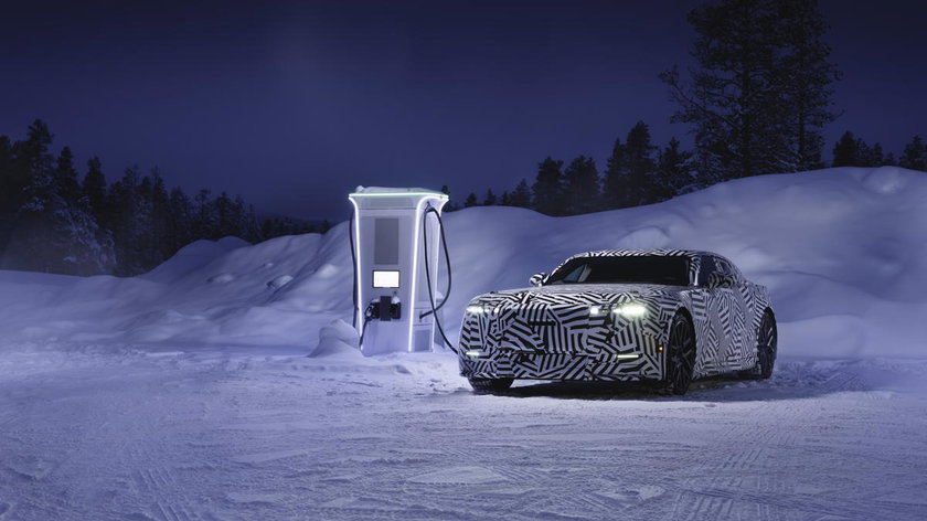 Jaguar_GT_Prototype_02_Front34_020226