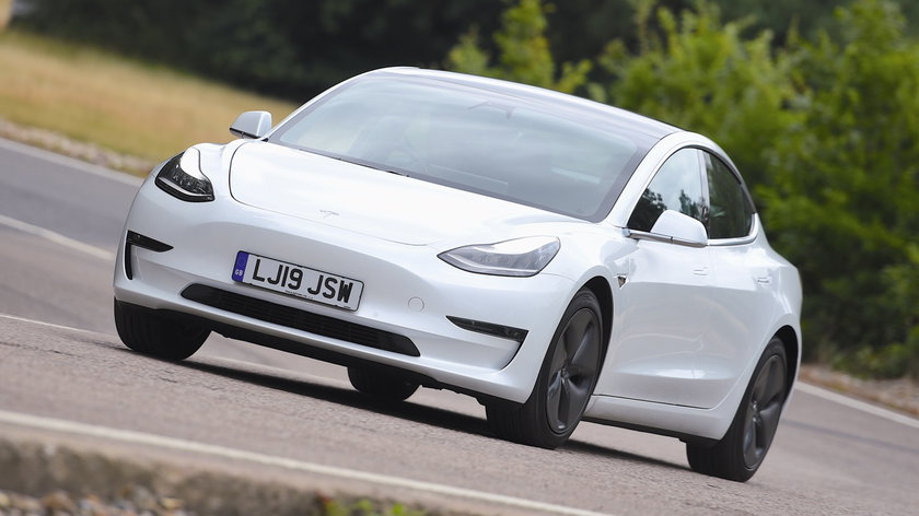 Eeuwige verliezer Tesla slaat terug en wint betrouwbaarheidsonderzoek