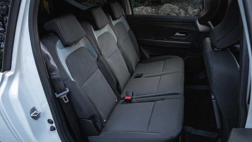 DaciaJogger-Statique©AdrienCortesi-24