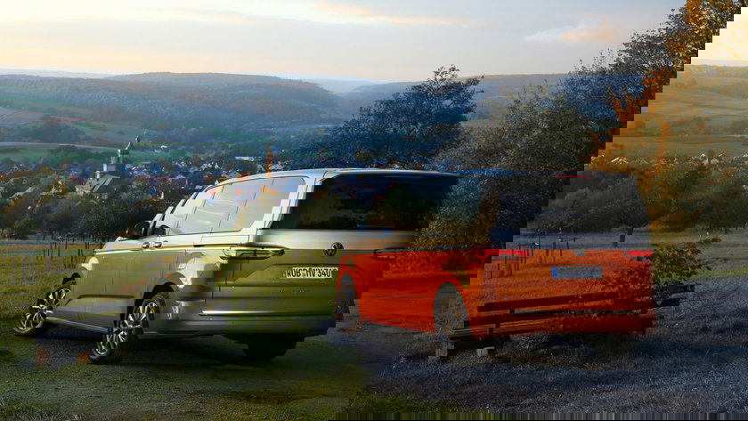 13f293e34cc6a745f97a4953fc82426e-2098x1399