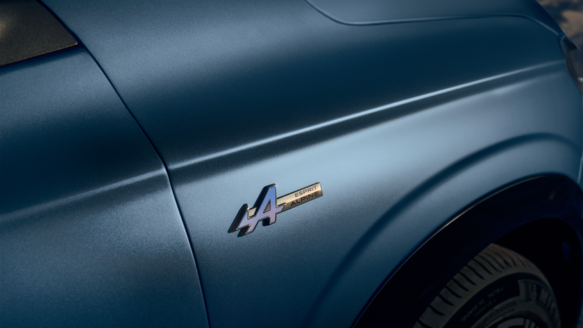 Renault-Espace-full-hybrid-E-Tech-Esprit-Alpine-Bleu-Ardoise-Satin