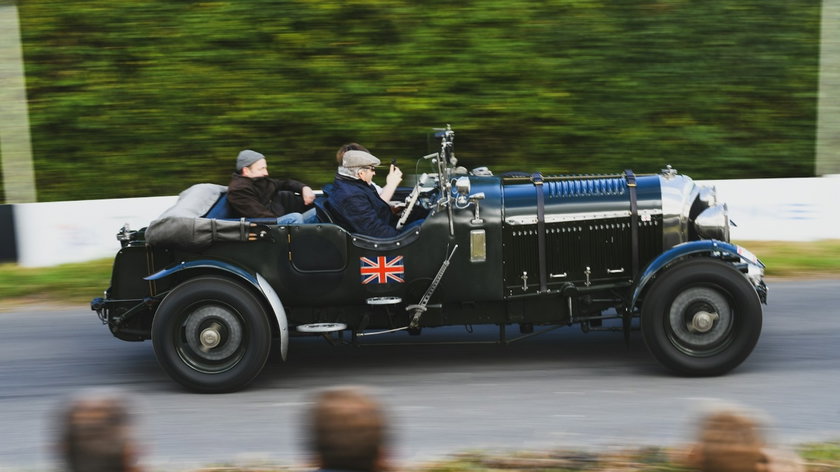 “Deze auto’s interesseren niemand meer”: wanneer jongeren een hardnekkig cliché ontkrachten