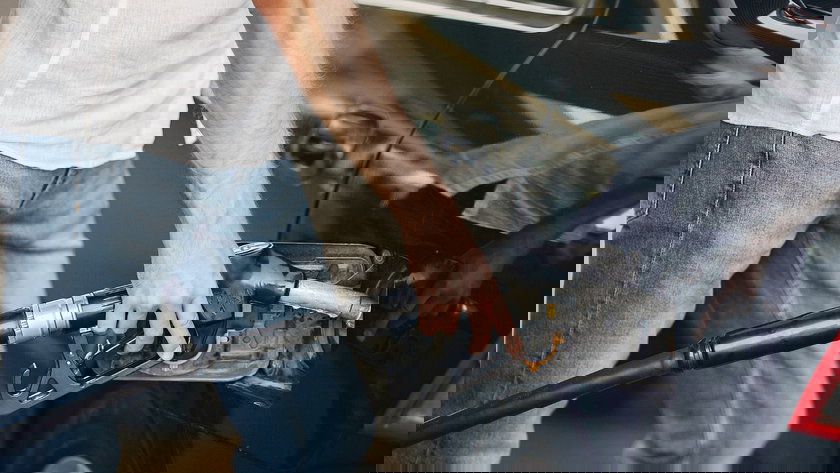 Cet expert norvégien du pétrole prédit un effondrement du baril à 60 dollars après la guerre en Iran