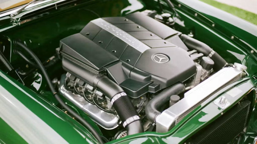 Retro-Designs-1969-Mercedes-280-SE-35mm-Film-Photos-35-scaled