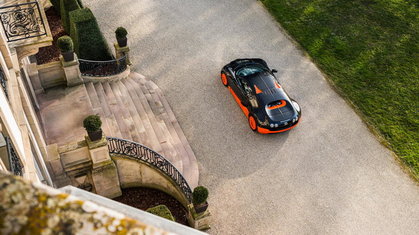 04 2603 BUGATTI-Pre-Series-Veyron-Super-Sport-World-Record-Edition