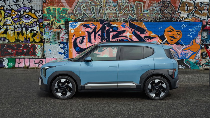 kia-ev2-base-line-frost-blue-static-digital-1920x1080-014