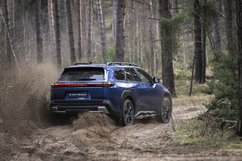 Subaru E-Outback (3) (Nouvelle taille 1)