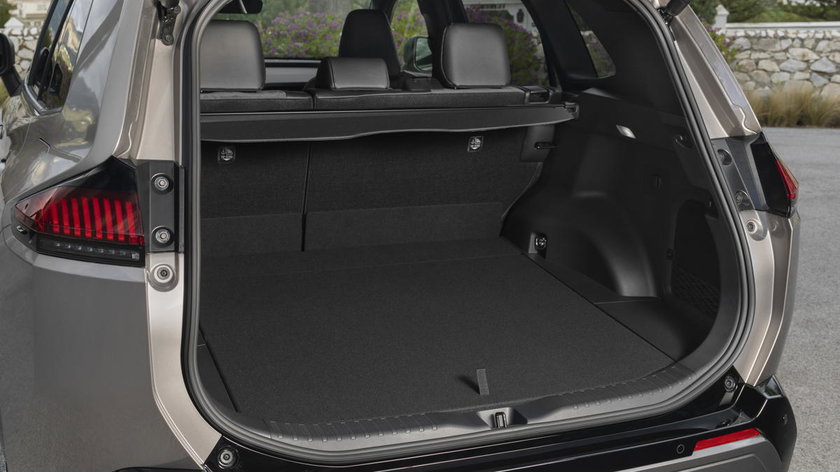 2026_RAV4 HEV_Avantgarde Bronze_interior_043