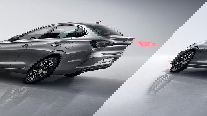 CHANGAN-EADO-PLUS-Image-3