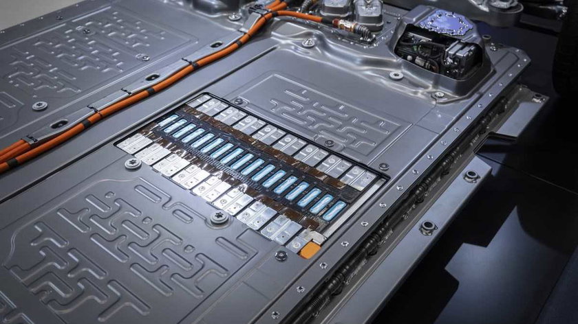 Faire réparer la batterie d’une voiture électrique : est-ce que cela en vaut la peine ?