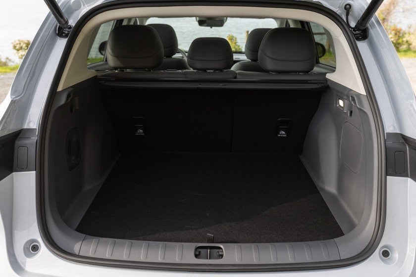 Leapmotor B10 Hybrid EV (5) (4500 x 3000) (Nouvelle taille 1)