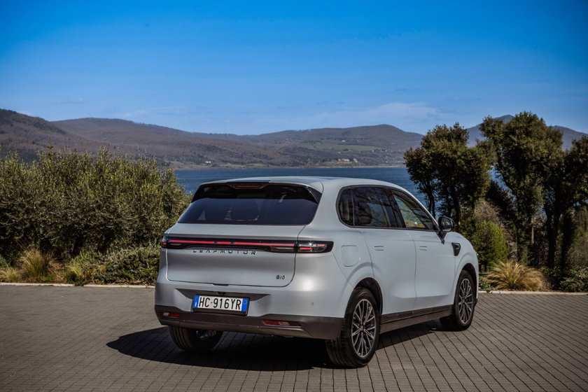 B10HybridEVGalaxySilverstatic (Nouvelle taille 1)