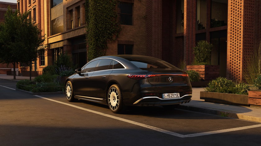 Mercedes EQS 2026 (3) (Moyenne)