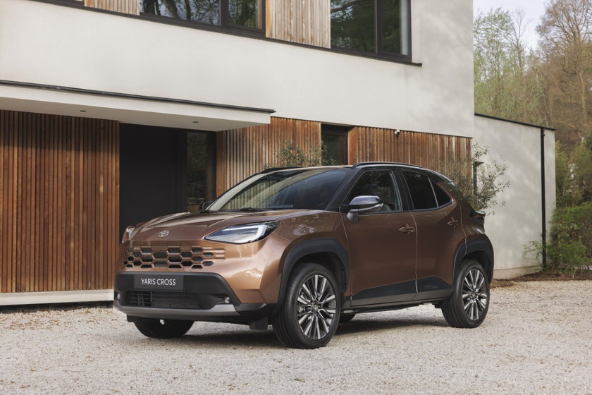 Toyota Yaris Cross lifting 2026 (3) (Moyenne)