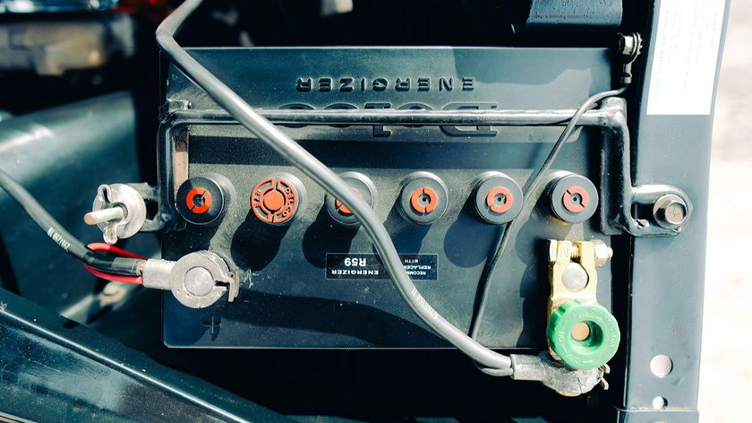 wesley-tingey-E4Oz0TZUDe8-unsplash