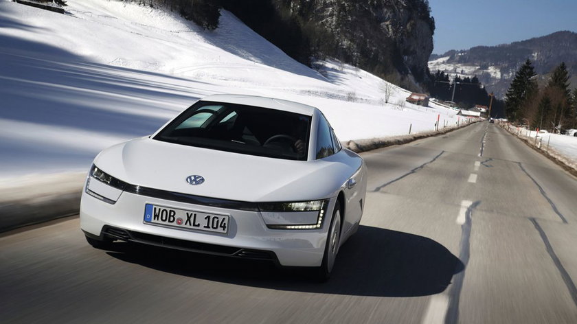 DB2013AU00451_medium