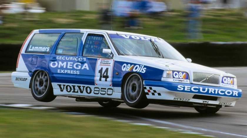 The_Volvo_850_celebrates_its_25th_birthday